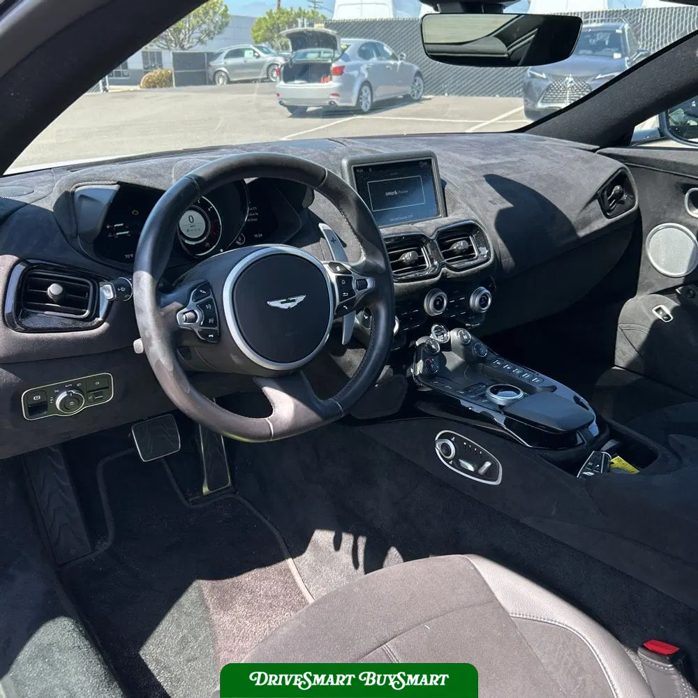 2020 Aston Martin Vantage Base