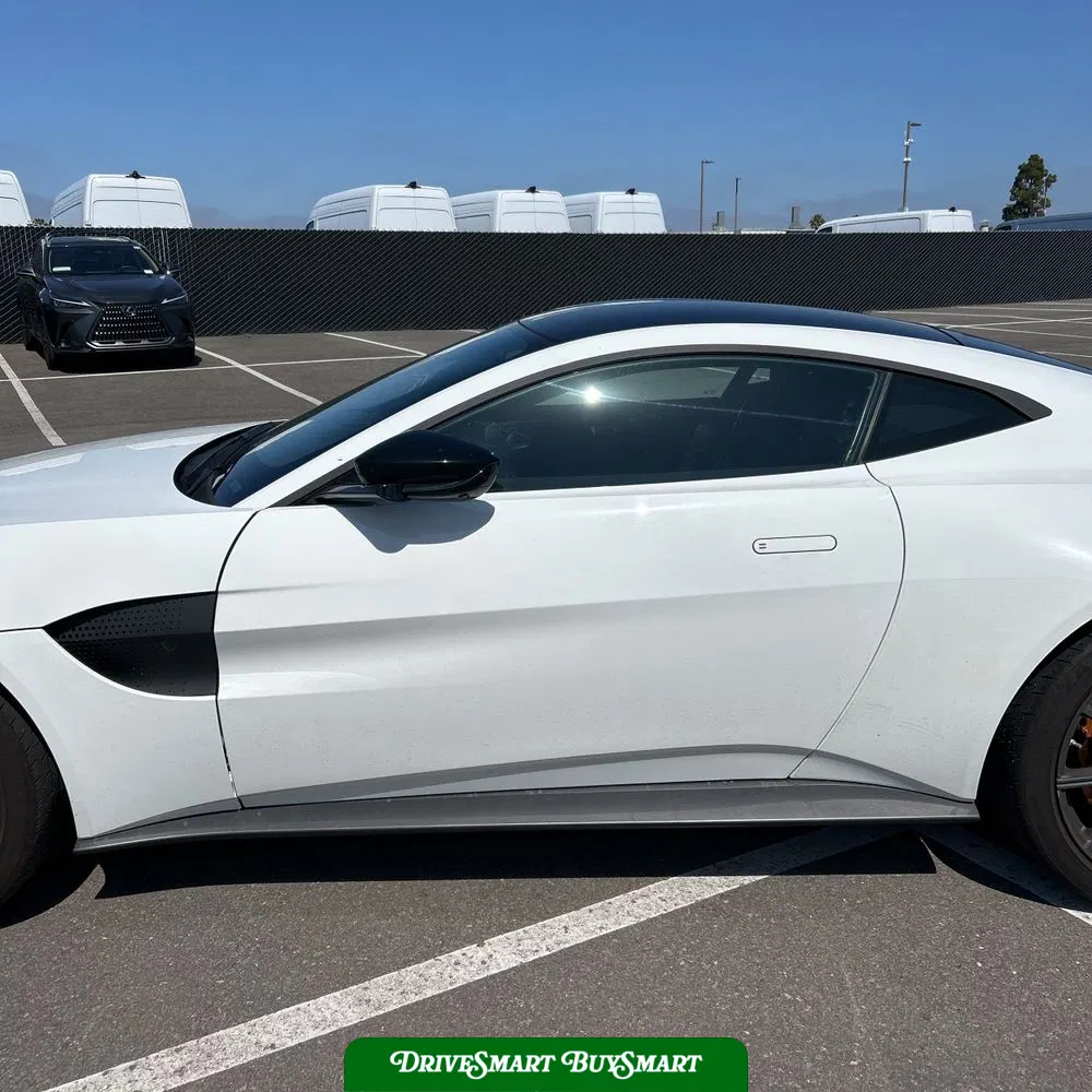 2020 Aston Martin Vantage Base