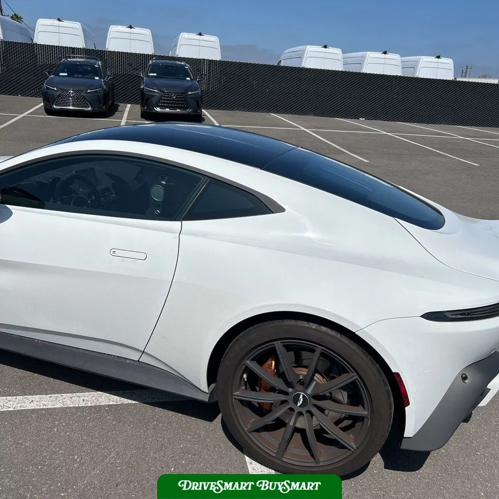 2020 Aston Martin Vantage Base