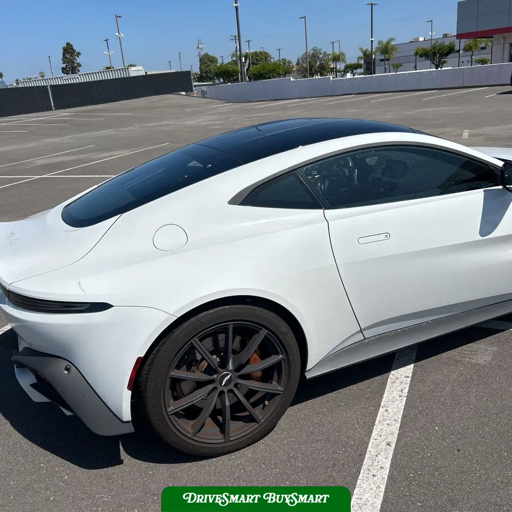 2020 Aston Martin Vantage Base
