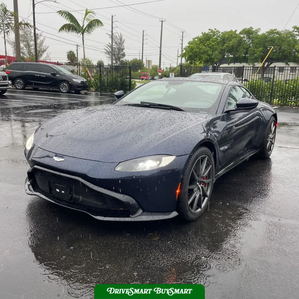 2020 Aston Martin Vantage Base