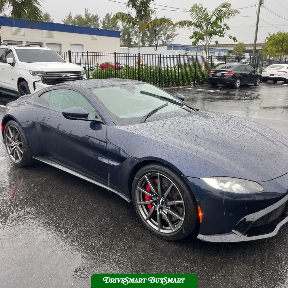 2020 Aston Martin Vantage Base