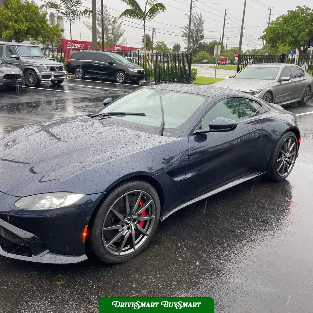 2020 Aston Martin Vantage Base