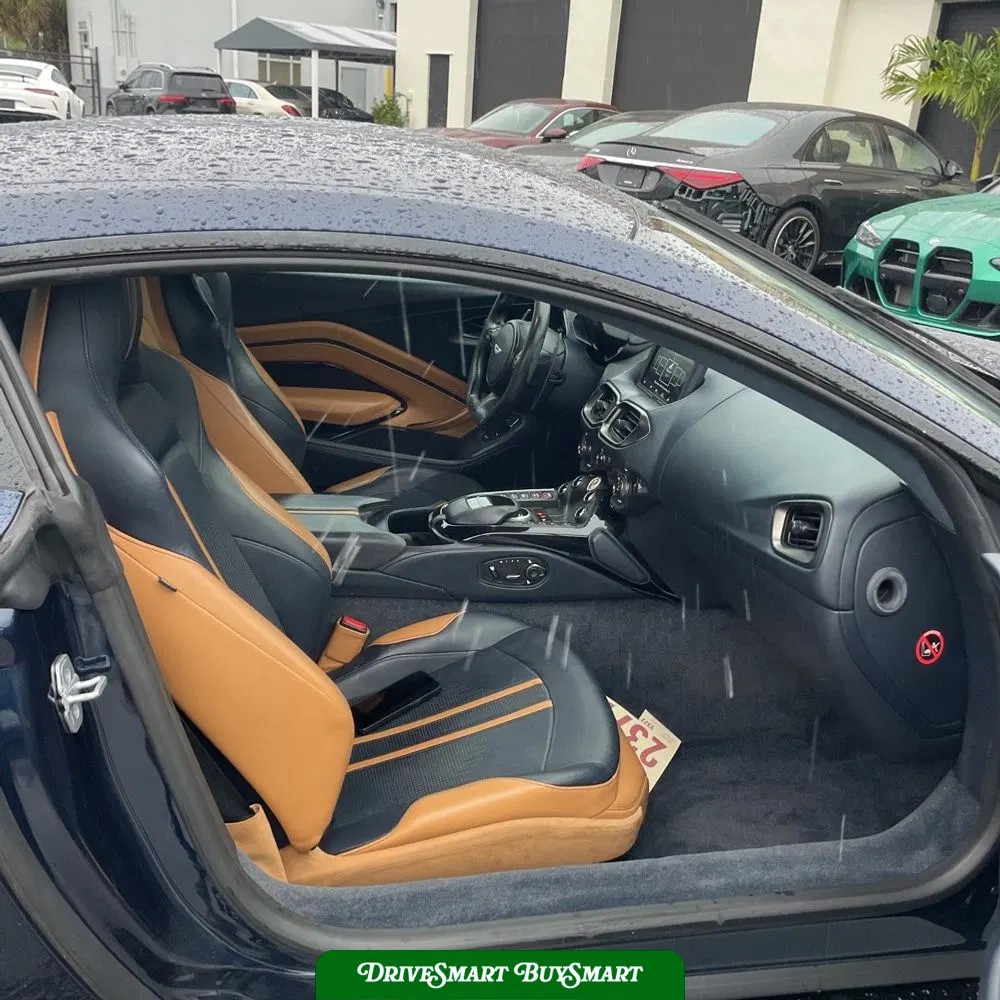 2020 Aston Martin Vantage Base