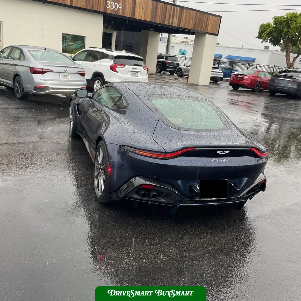 2020 Aston Martin Vantage Base