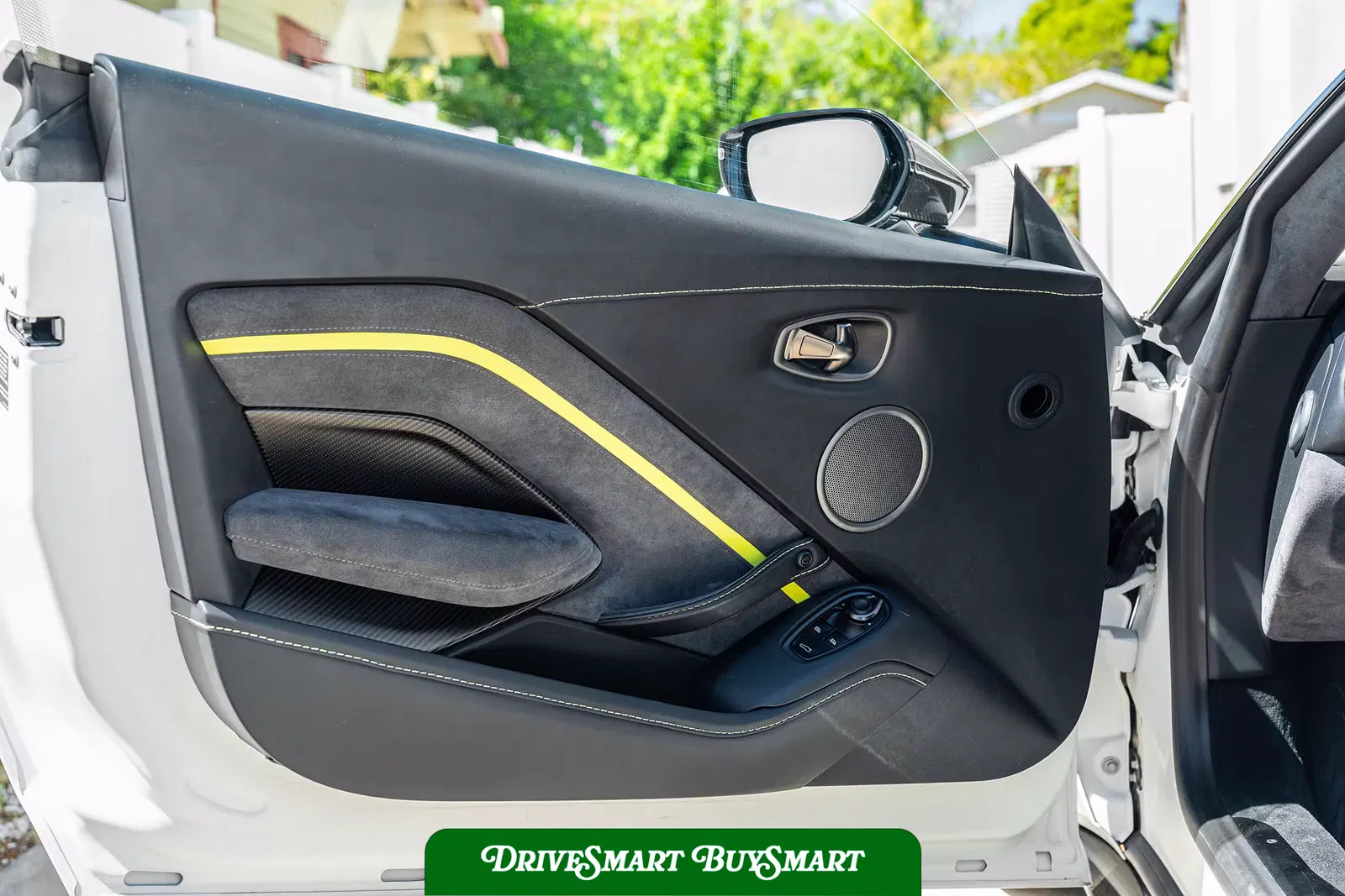 2022 Aston Martin Vantage F1 Edition