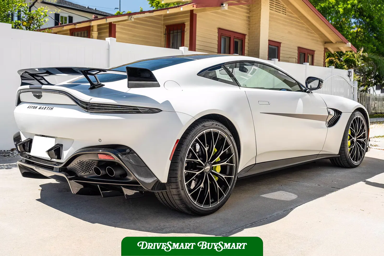 2022 Aston Martin Vantage F1 Edition