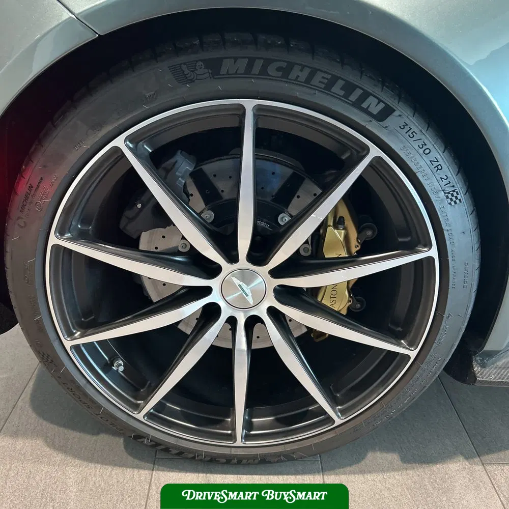 2023 Aston Martin Vantage V12
