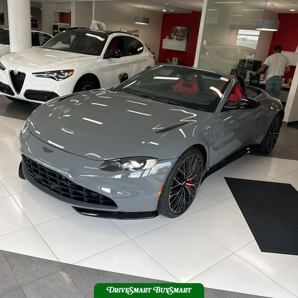2022 Aston Martin Vantage Base