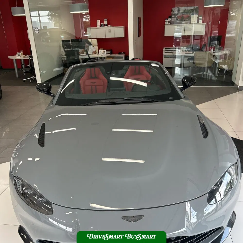 2022 Aston Martin Vantage Base