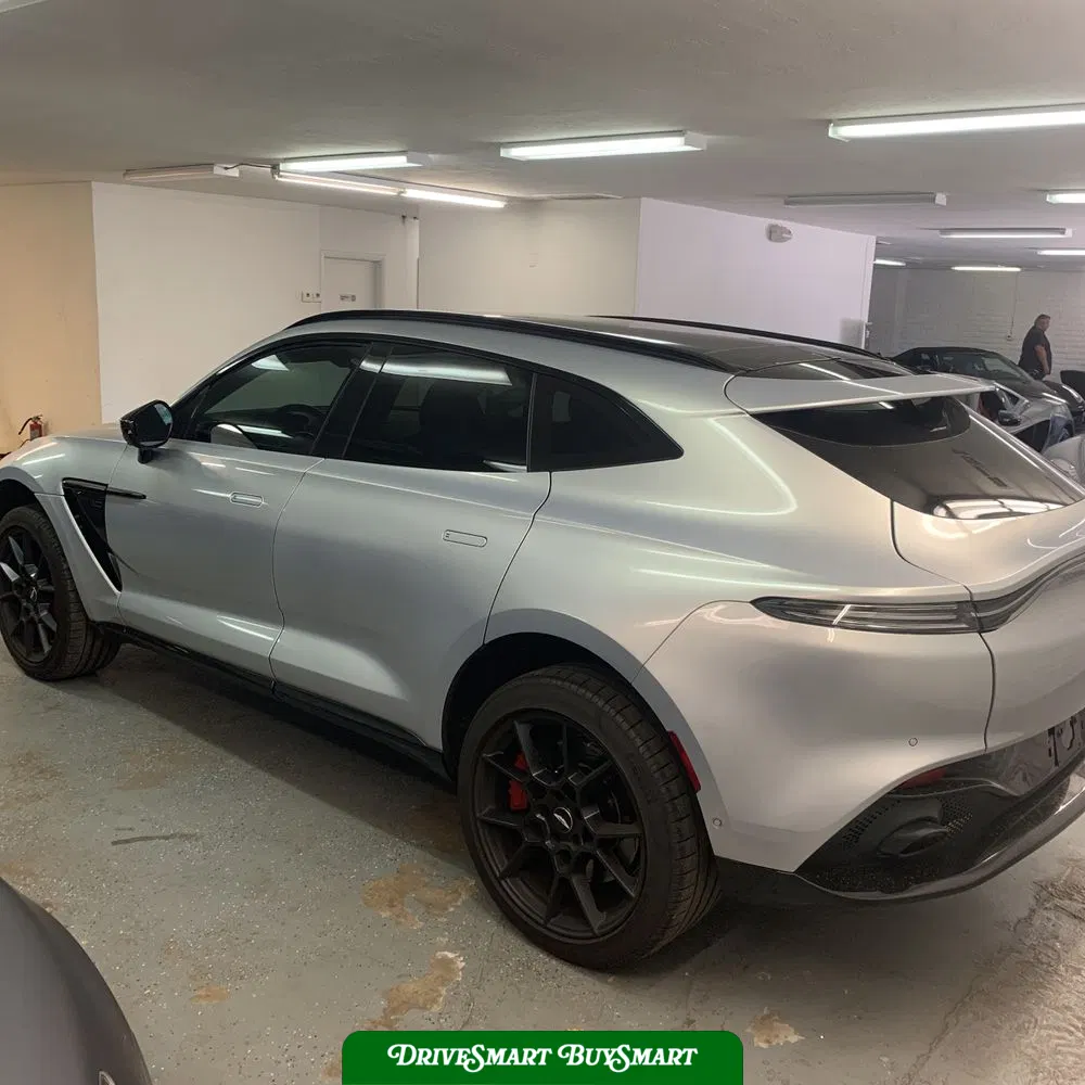2021 Aston Martin DBX Base