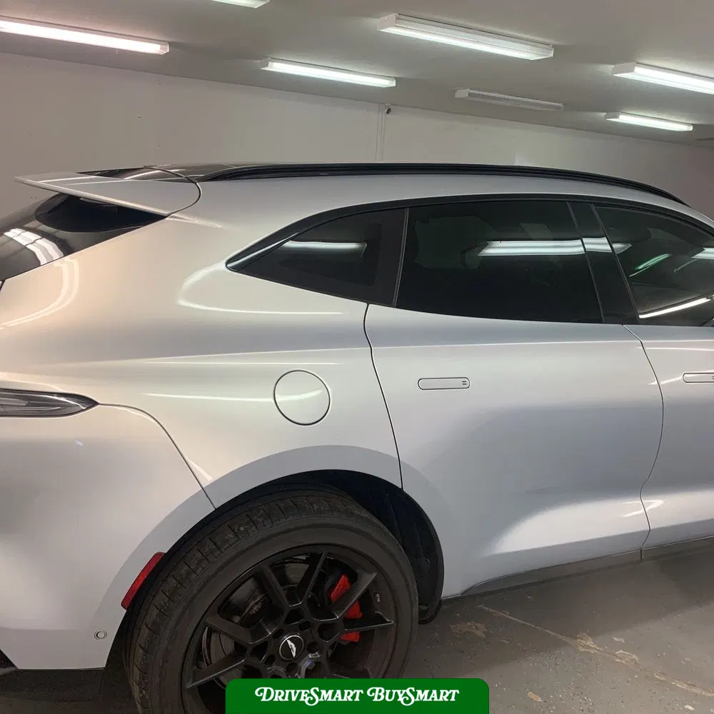 2021 Aston Martin DBX Base