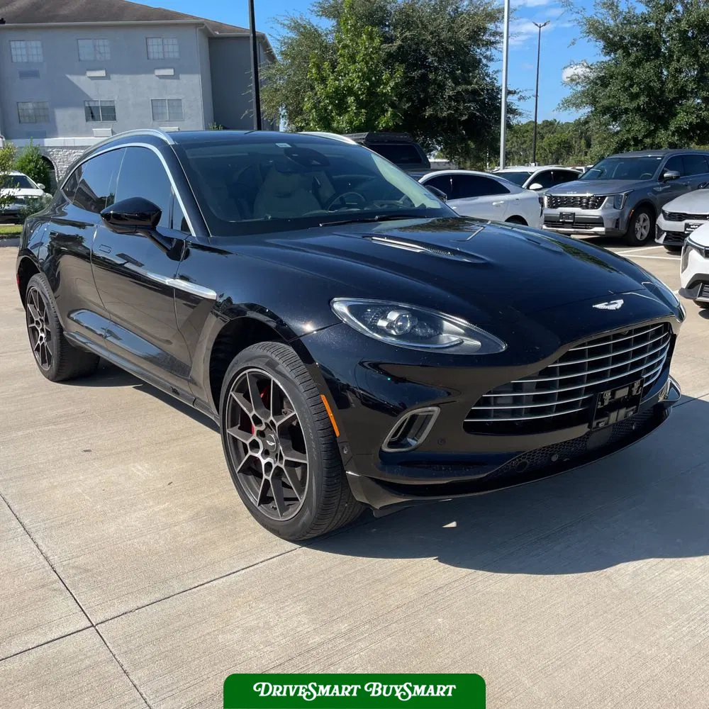2021 Aston Martin DBX Base