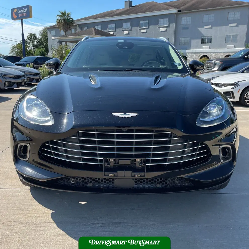 2021 Aston Martin DBX Base