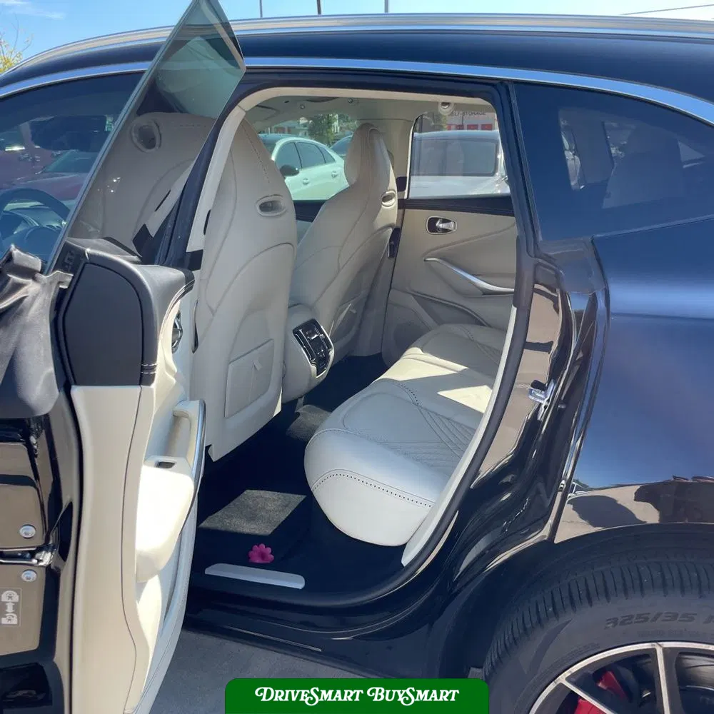 2021 Aston Martin DBX Base