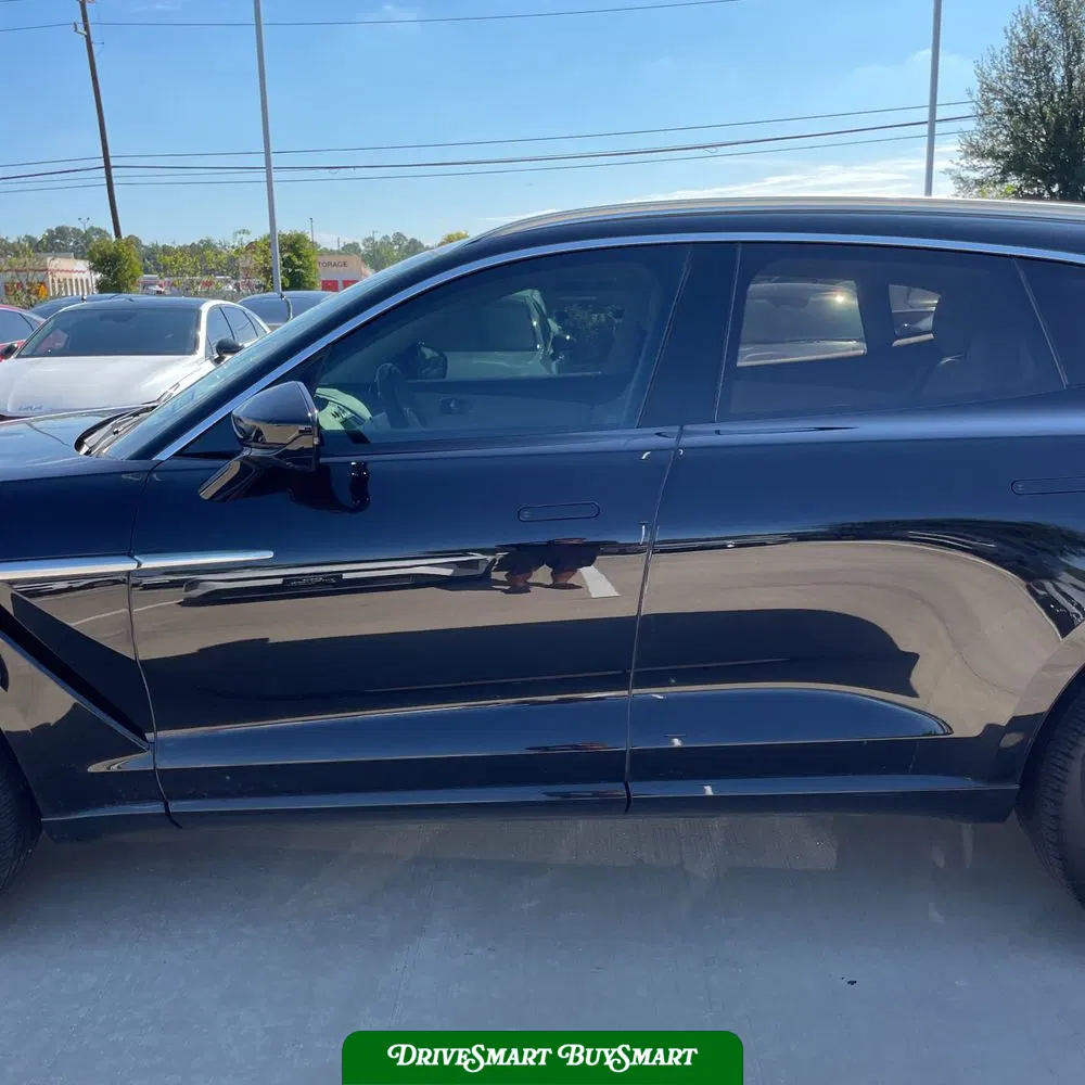 2021 Aston Martin DBX Base