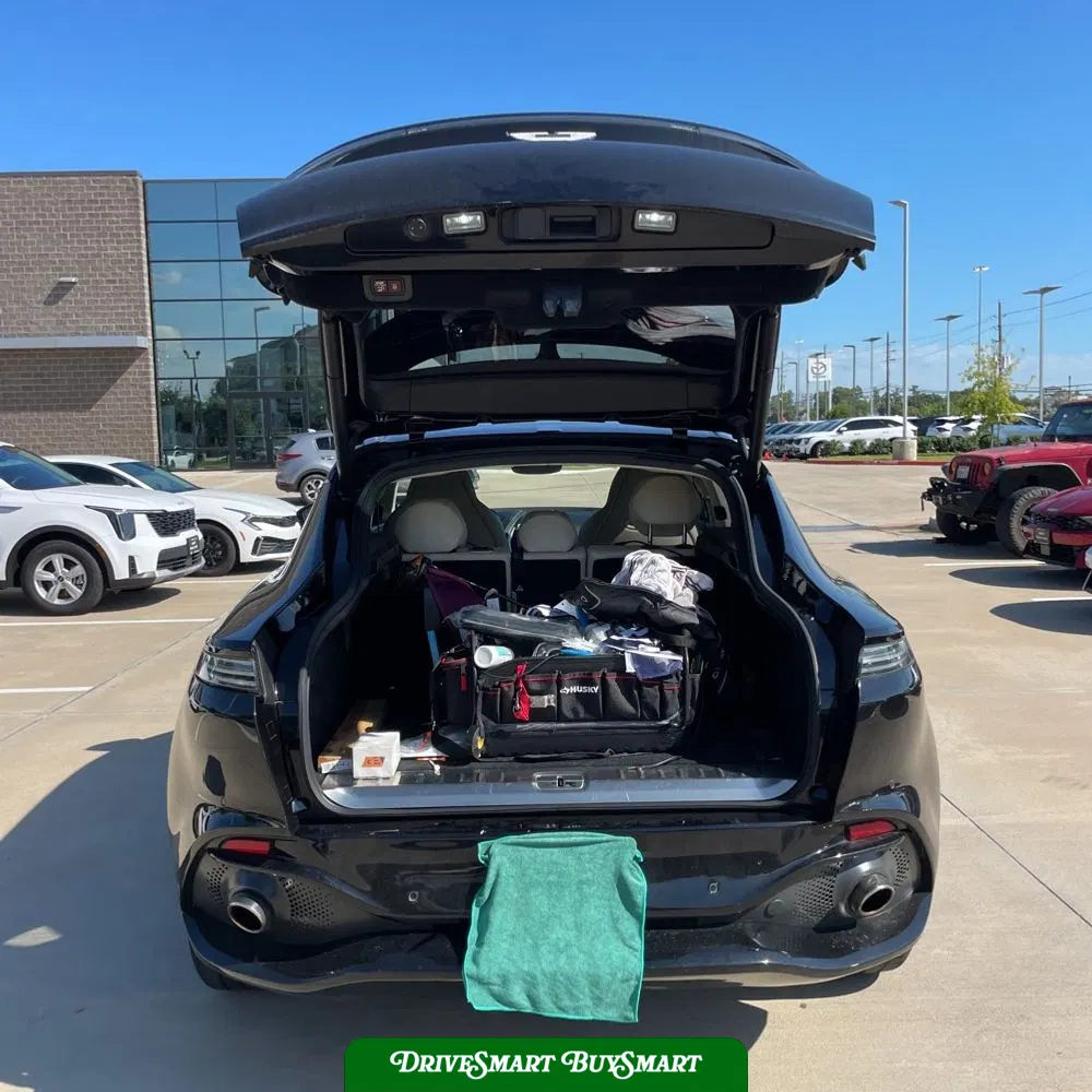 2021 Aston Martin DBX Base