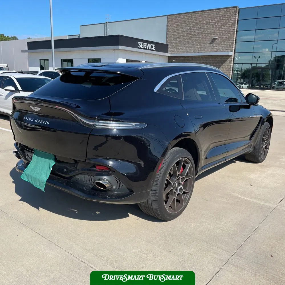 2021 Aston Martin DBX Base