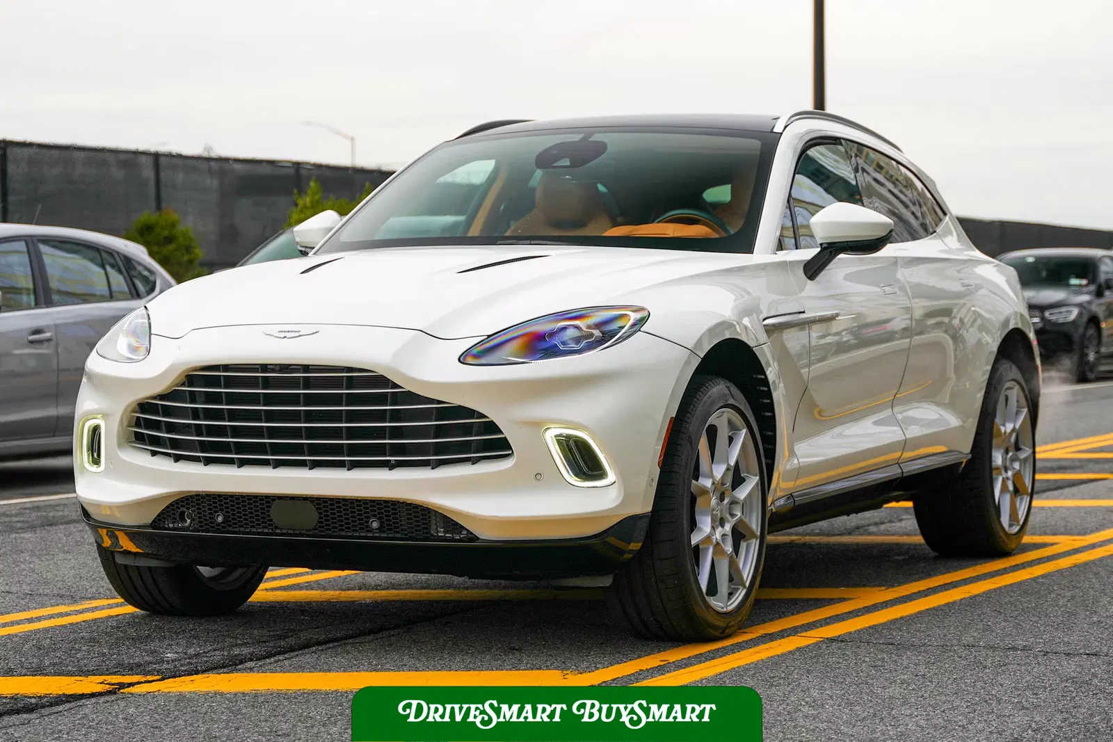 2021 Aston Martin DBX