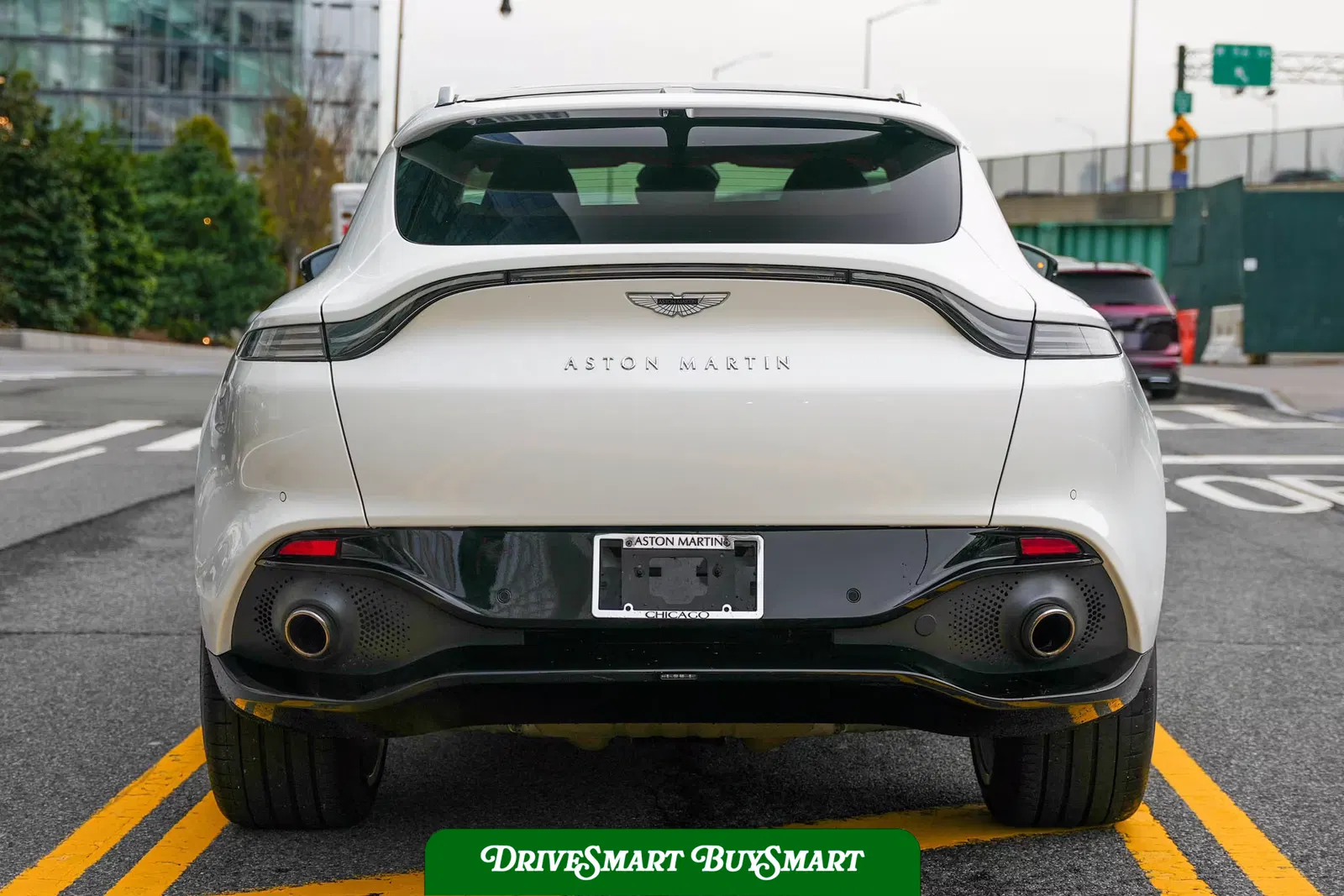 2021 Aston Martin DBX