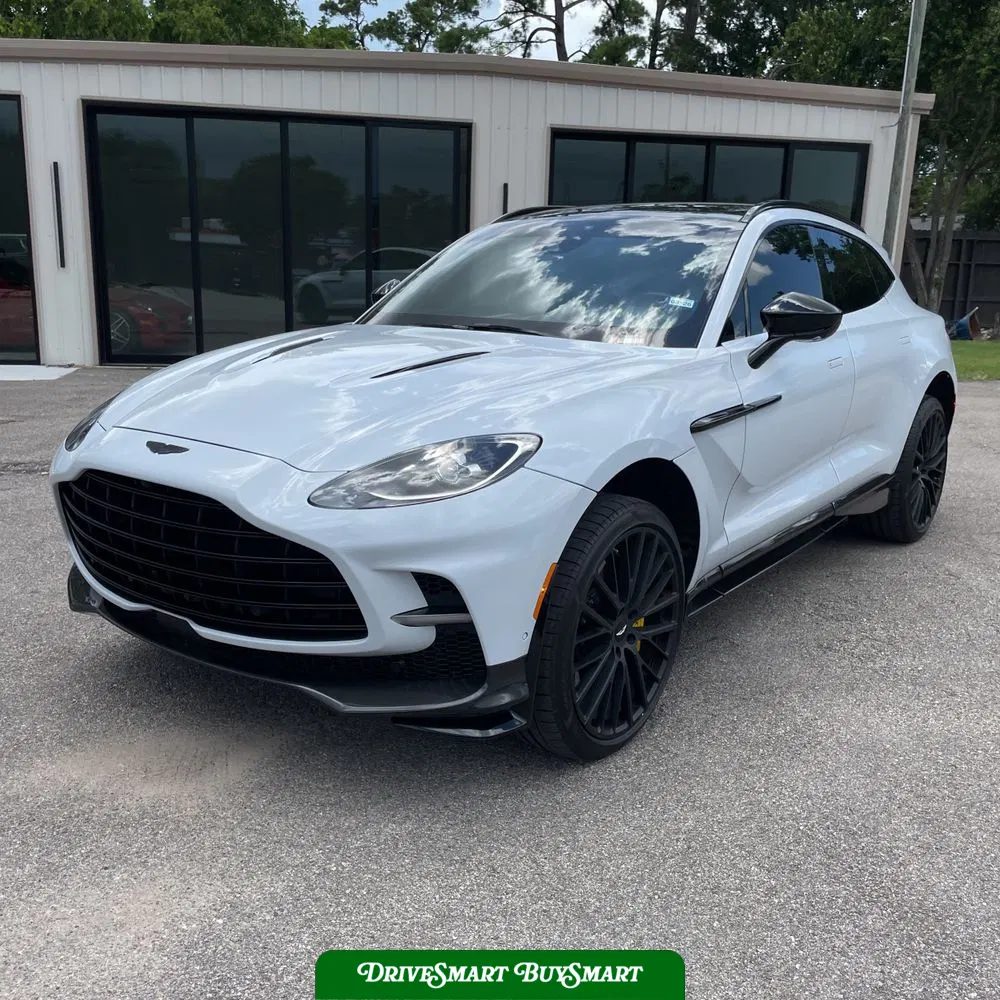 2023 Aston Martin DBX 707
