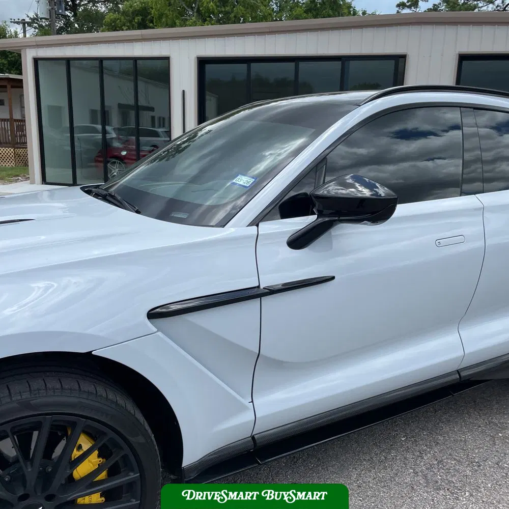 2023 Aston Martin DBX 707