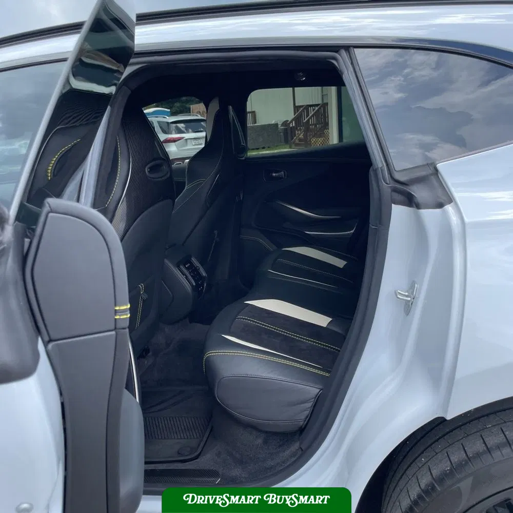 2023 Aston Martin DBX 707