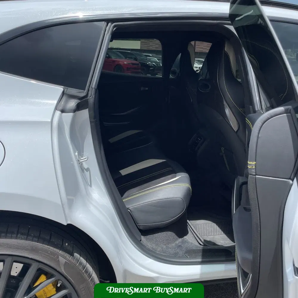 2023 Aston Martin DBX 707