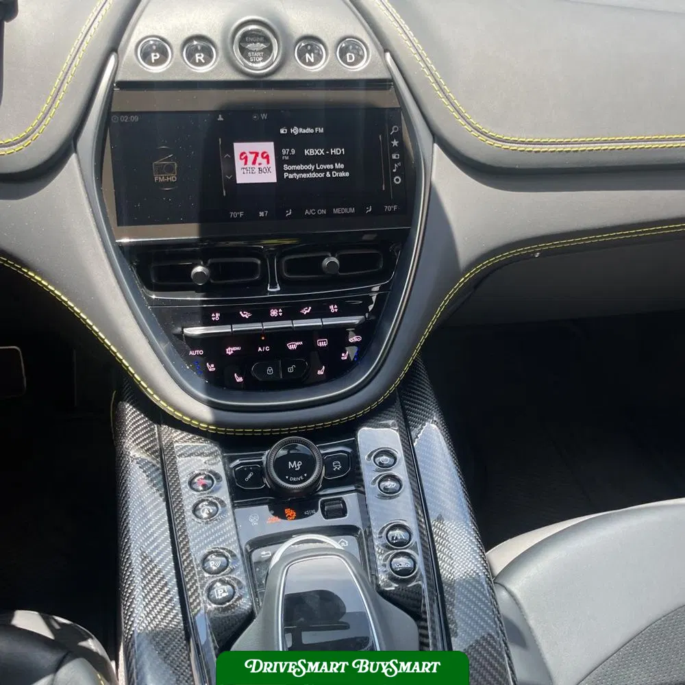 2023 Aston Martin DBX 707