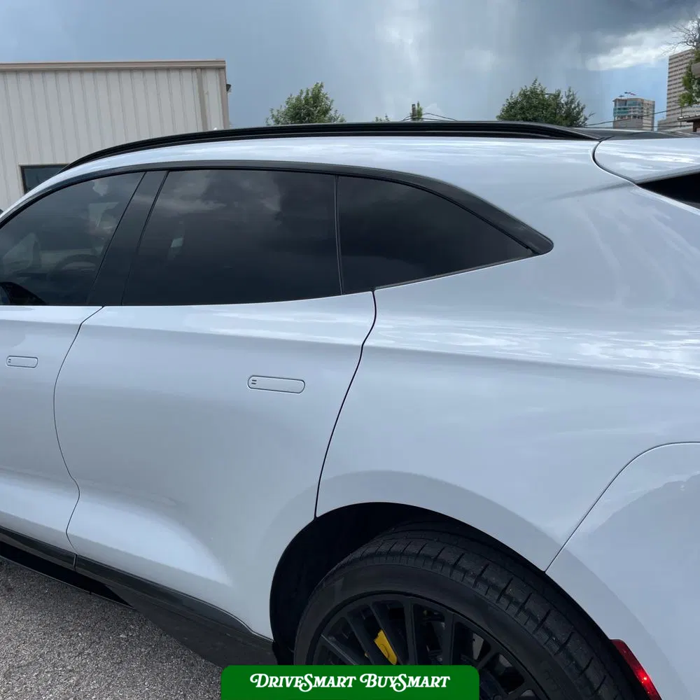 2023 Aston Martin DBX 707