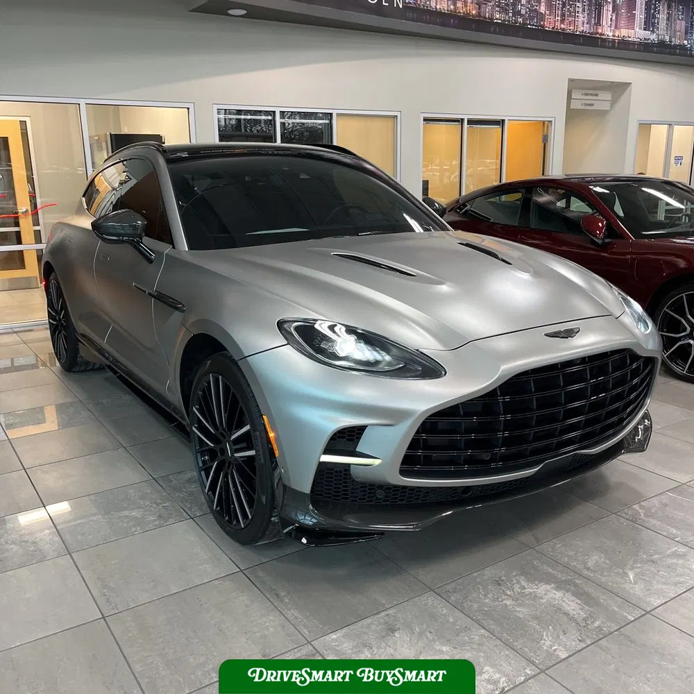 2023 Aston Martin DBX 707