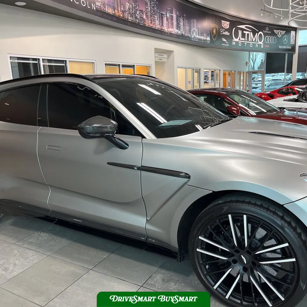 2023 Aston Martin DBX 707
