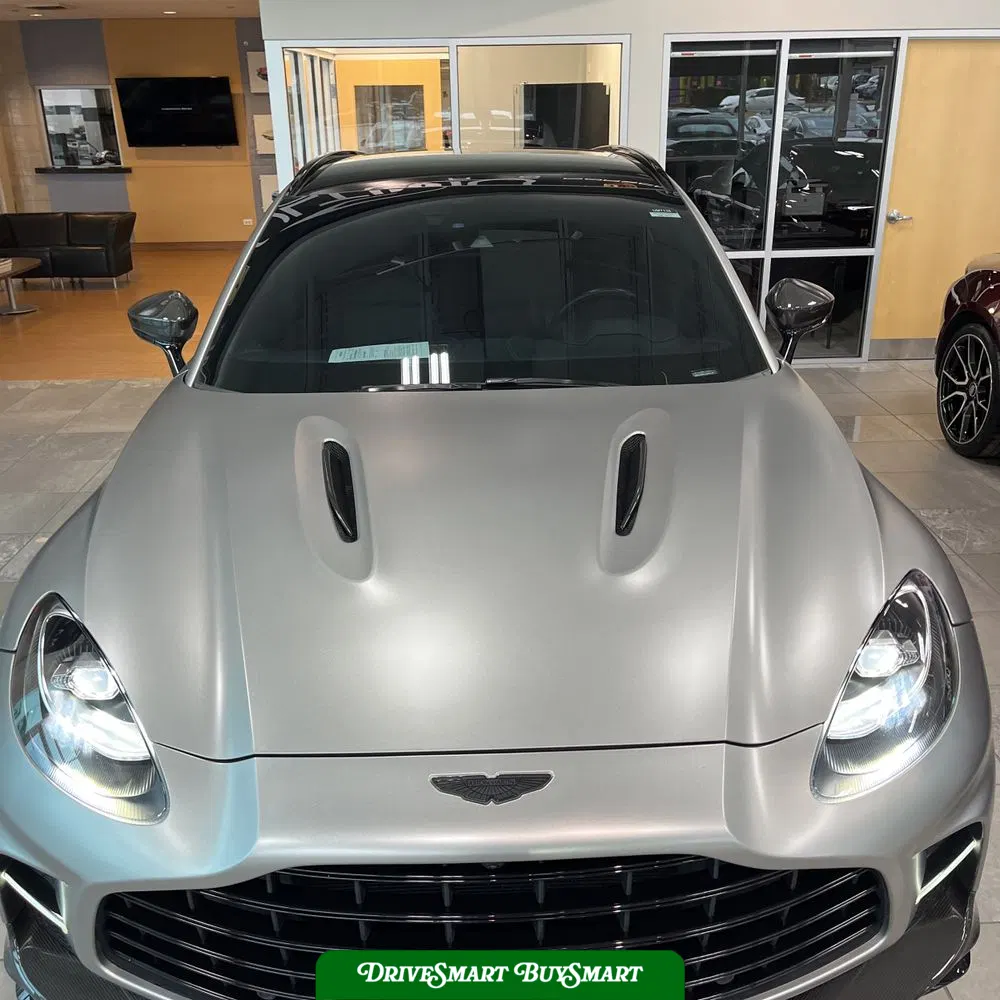 2023 Aston Martin DBX 707