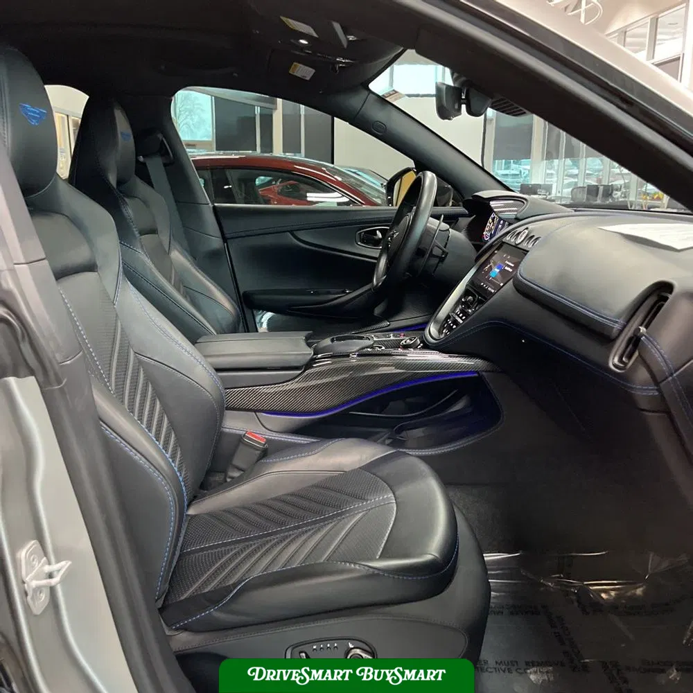 2023 Aston Martin DBX 707
