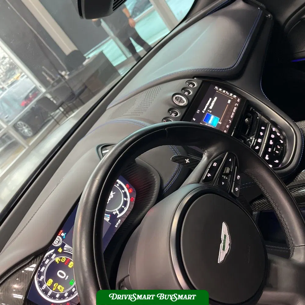 2023 Aston Martin DBX 707