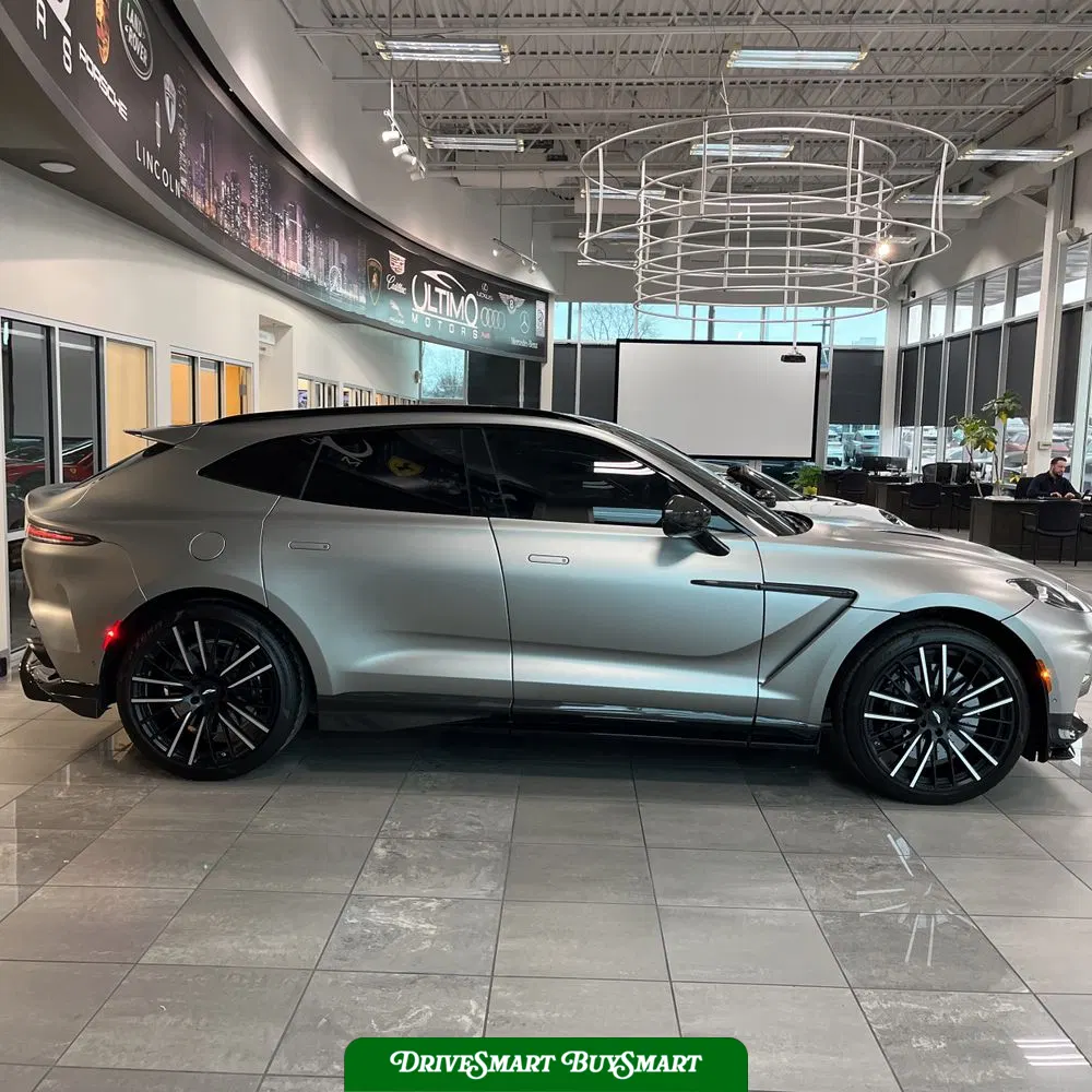 2023 Aston Martin DBX 707