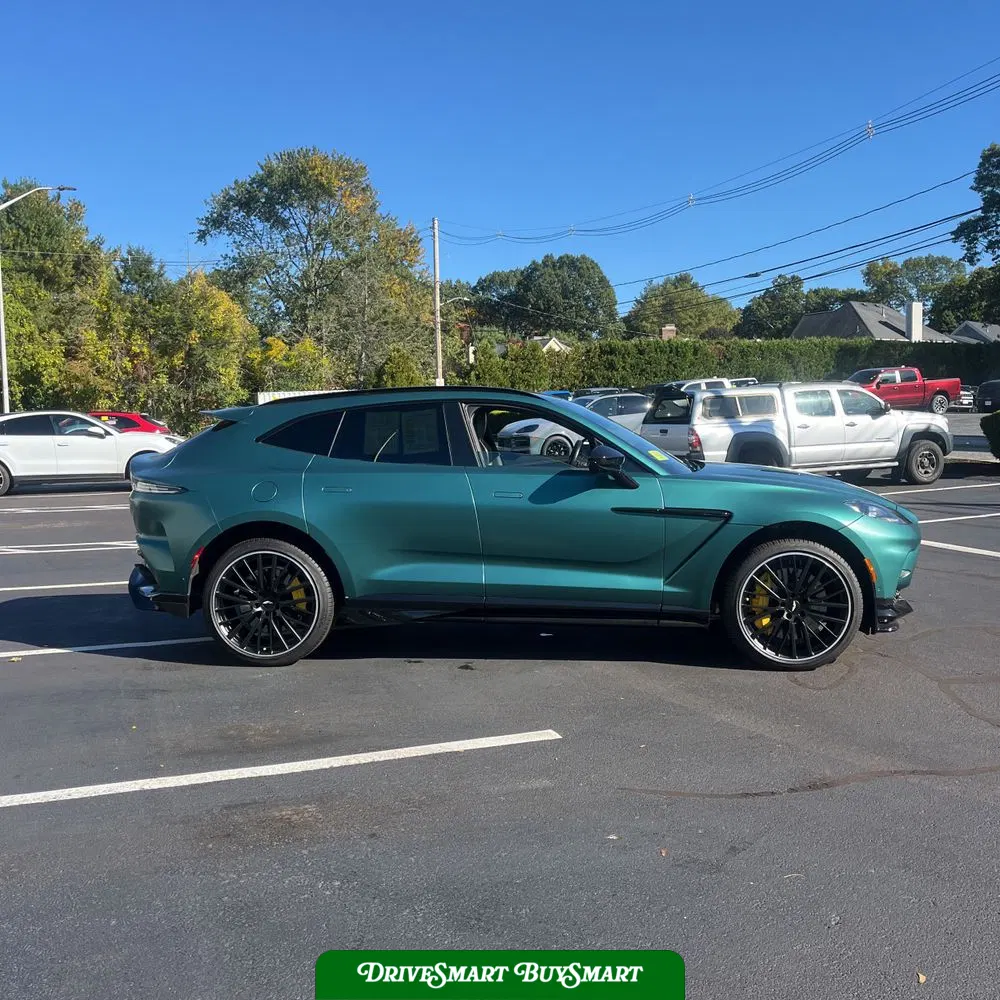 2023 Aston Martin DBX 707