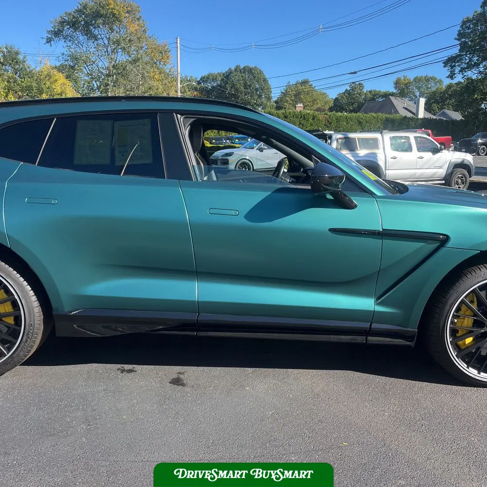 2023 Aston Martin DBX 707