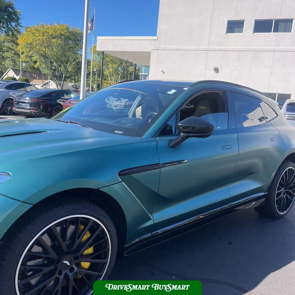 2023 Aston Martin DBX 707