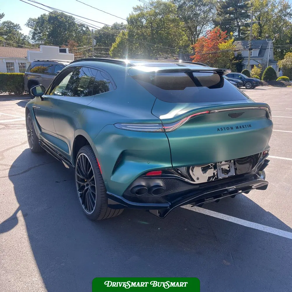 2023 Aston Martin DBX 707
