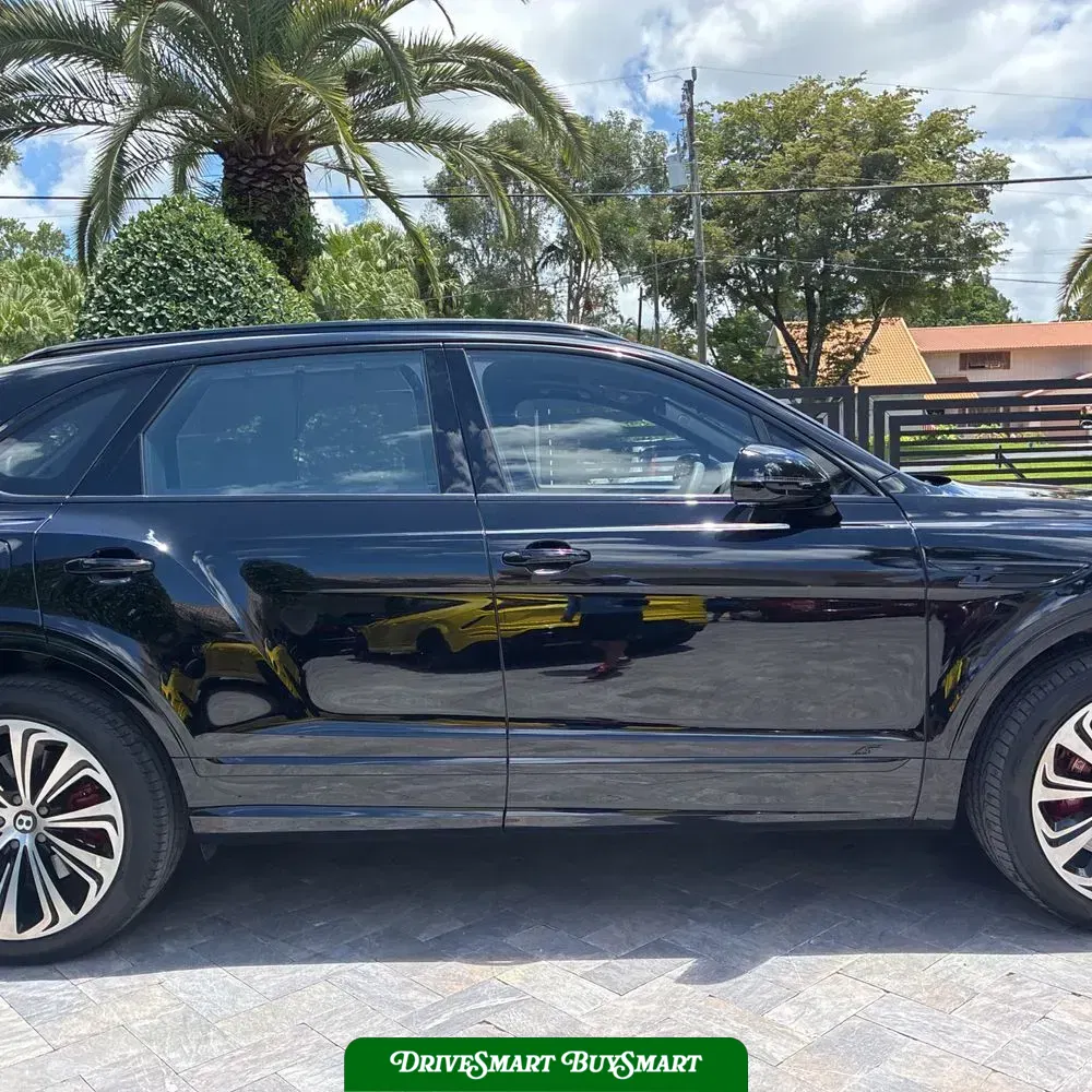 2023 Bentley Bentayga Base