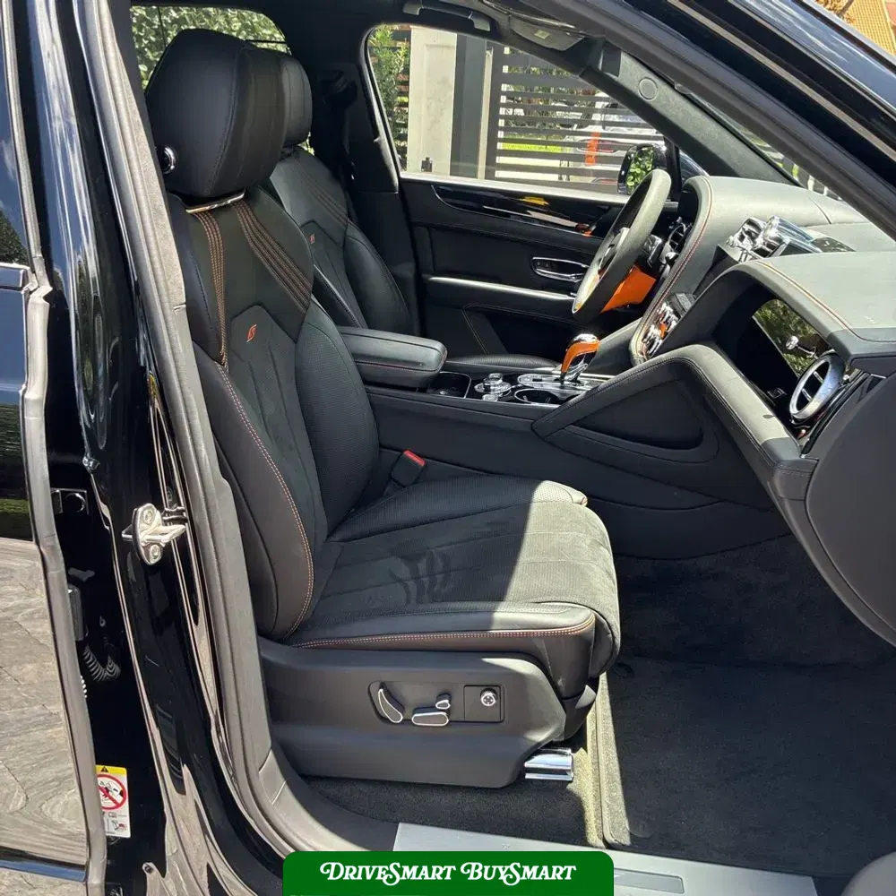 2023 Bentley Bentayga Base