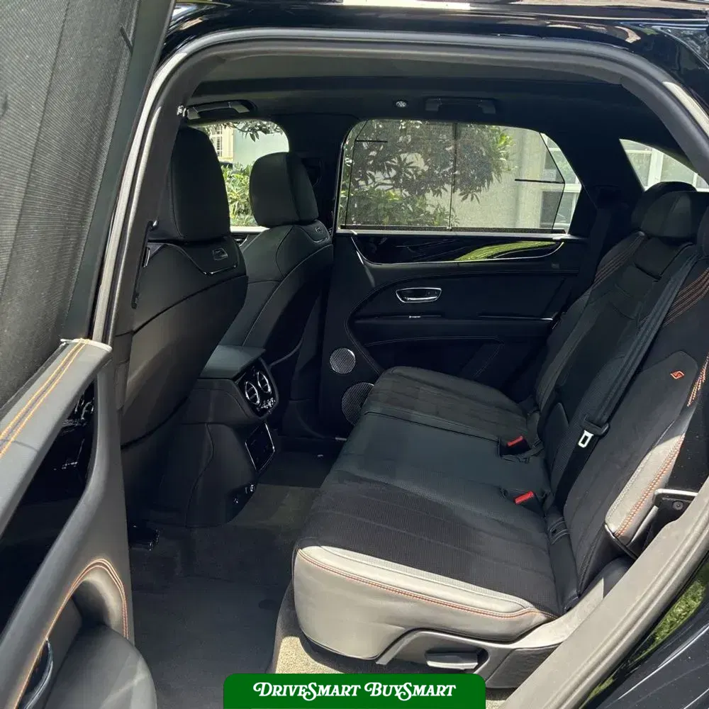 2023 Bentley Bentayga Base