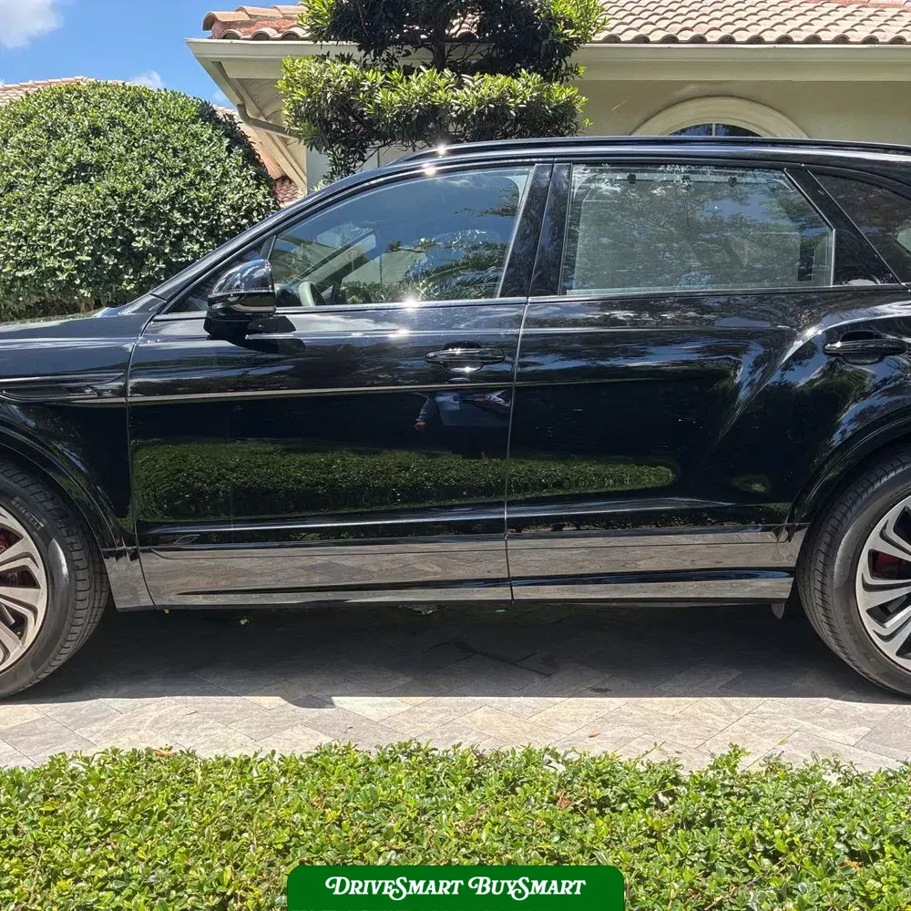 2023 Bentley Bentayga Base