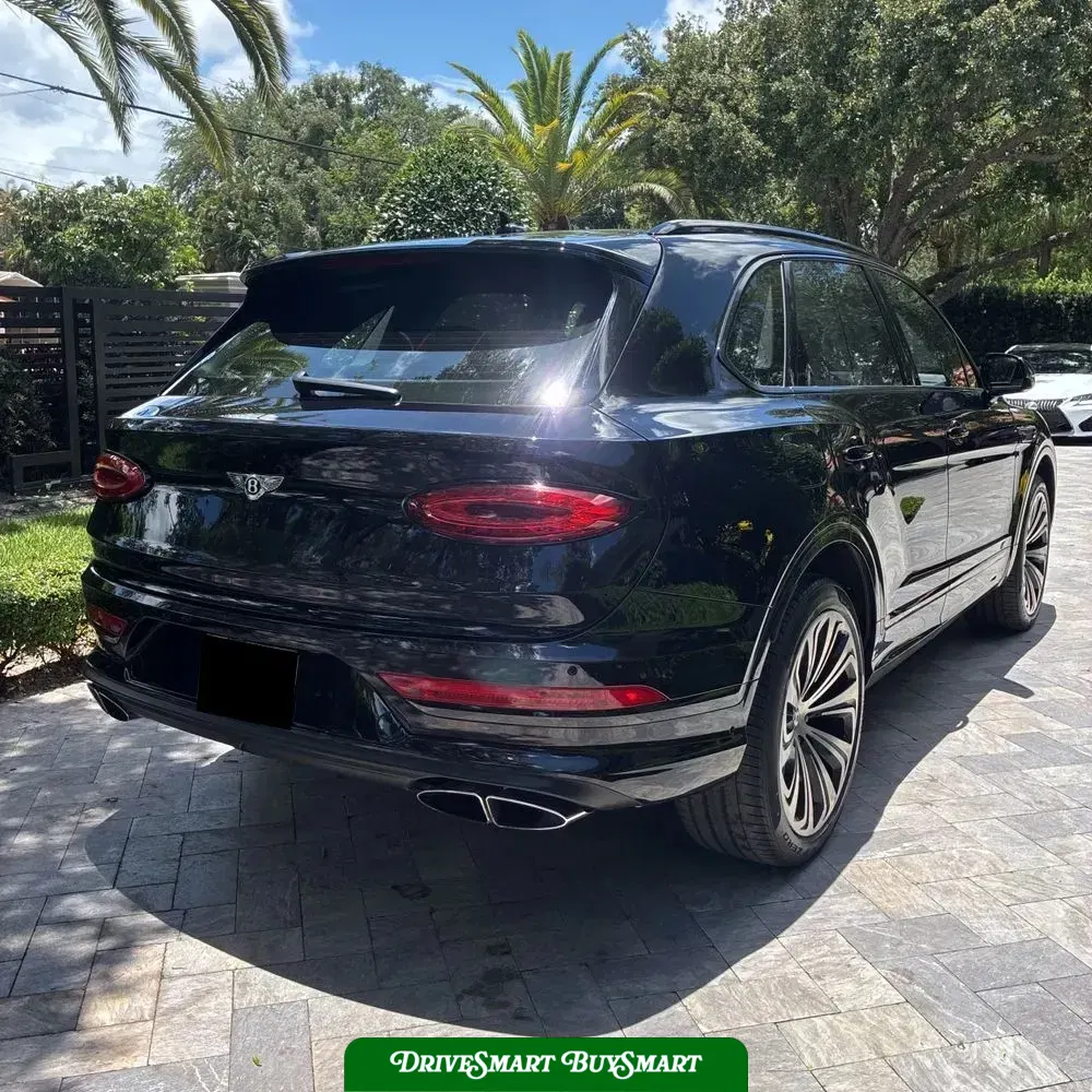 2023 Bentley Bentayga Base