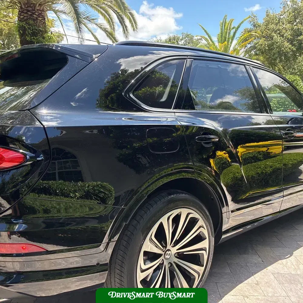 2023 Bentley Bentayga Base