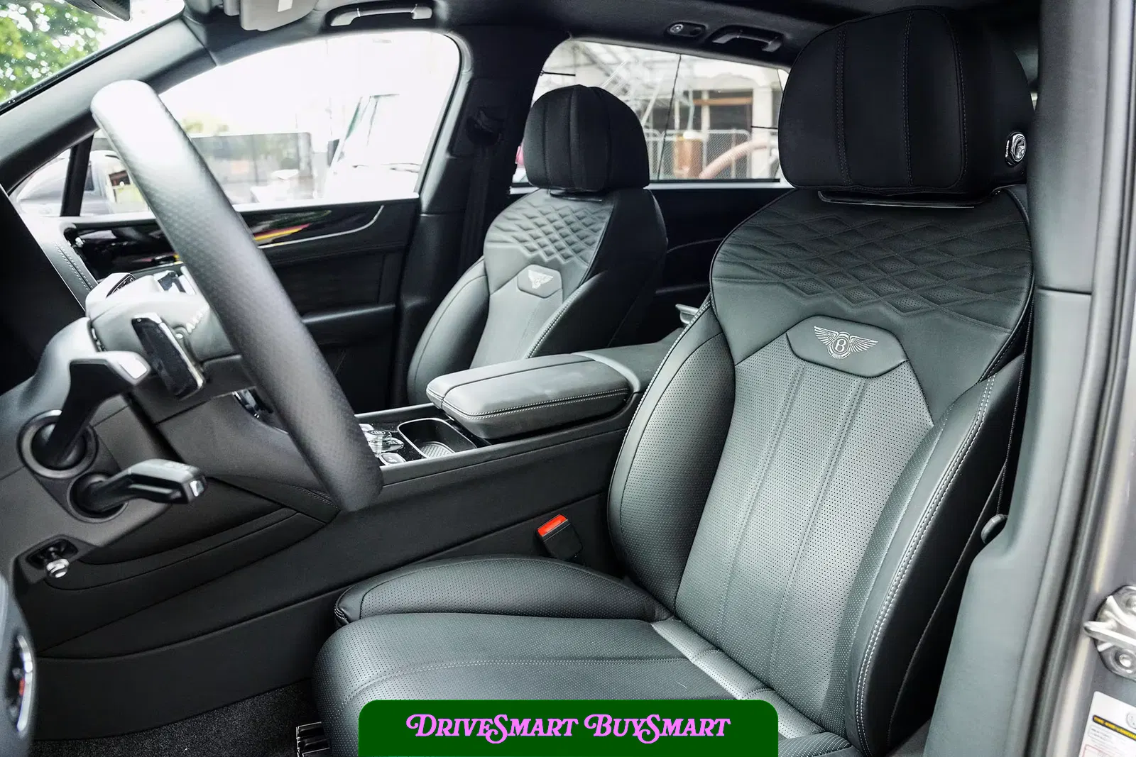 2024 Bentley Bentayga EWB Azure V8