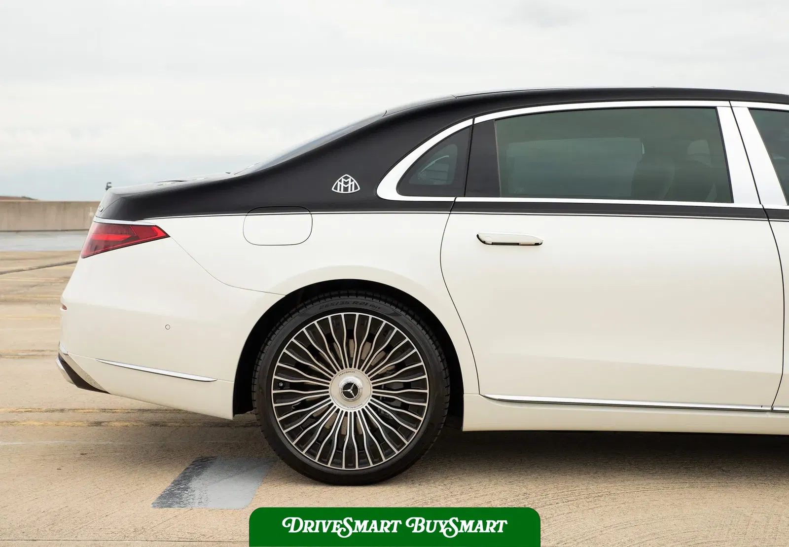 2023 Mercedes-Maybach S680 4MATIC Sedan