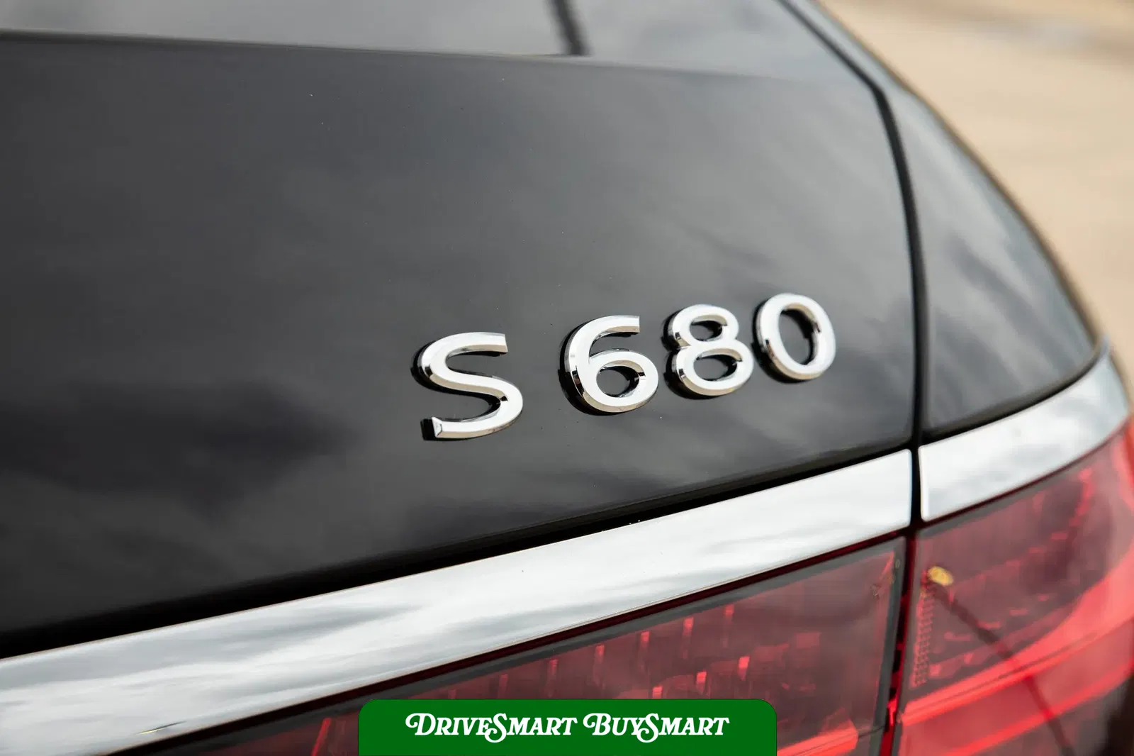 2023 Mercedes-Maybach S680 4MATIC Sedan