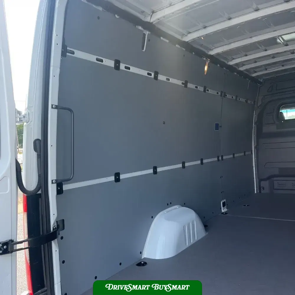 2024 Mercedes-Benz eSprinter 2500